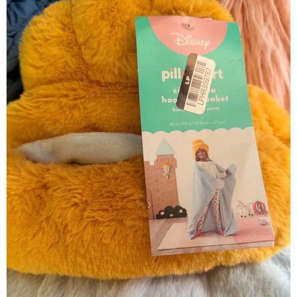 Disney Princess Cinderella Kids Hooded Blanket Pillowfort New